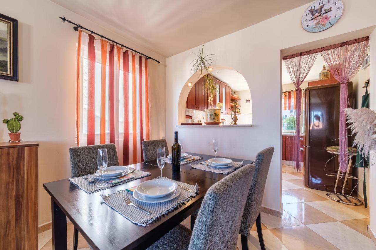 Alen & Deni Apartment Sutivan ภายนอก รูปภาพ