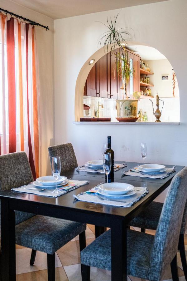 Alen & Deni Apartment Sutivan ภายนอก รูปภาพ